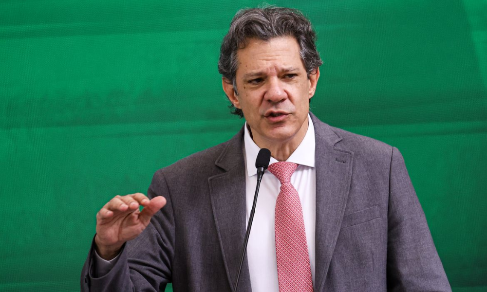 Haddad fará proposta aos estados para conter preços dos combustíveis