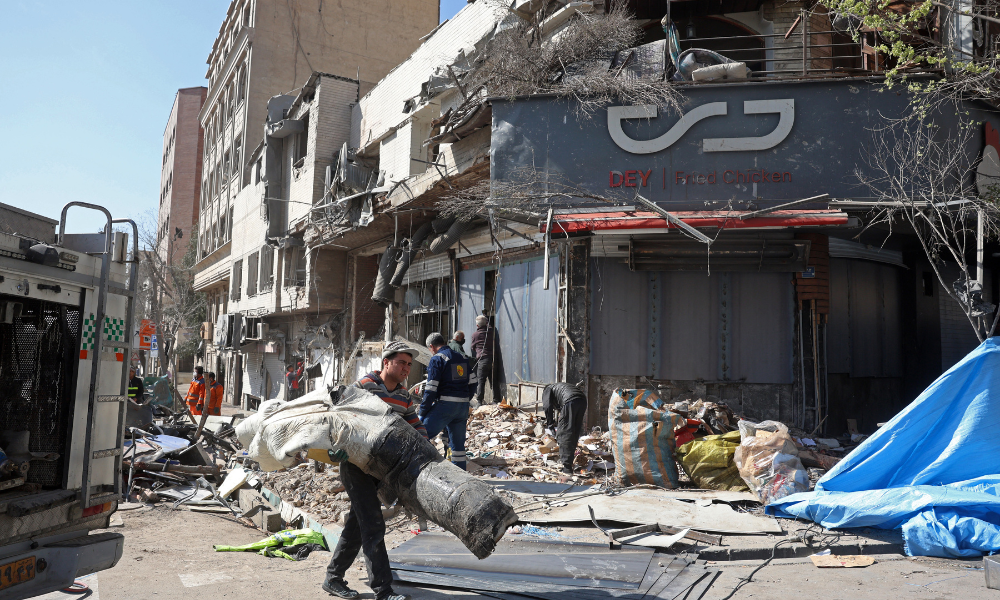 Guerra deixa mais de 3 milhões de deslocados no Irã desde o início do conflito