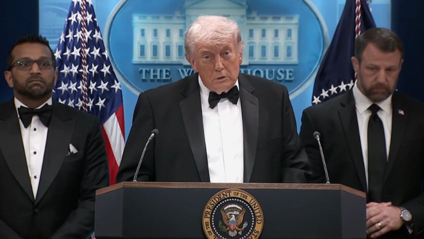 Trump diz que ‘incidente nunca teria acontecido’ se o evento fosse no salão em construção na Casa Branca