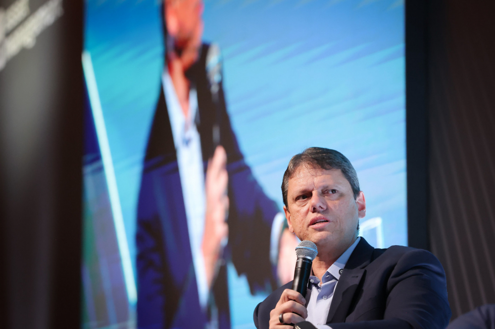 Sem citar Lula, Tarcísio diz que há ‘lideranças envelhecidas’ que não percebem a hora de parar 