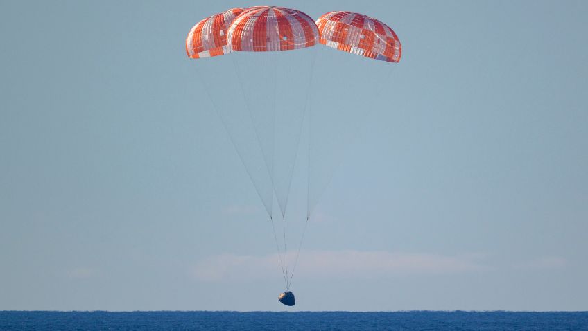 Separação do módulo e pouso na água: veja como foi o retorno dos astronautas à Terra
