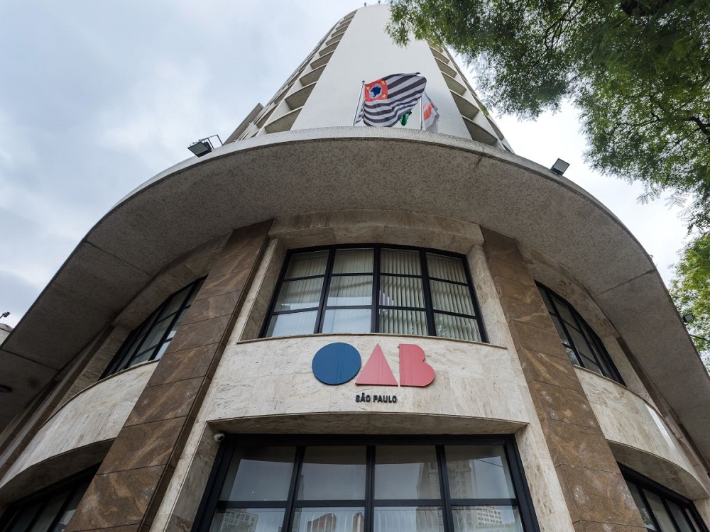 STF decide que advogados públicos devem se inscrever na OAB 