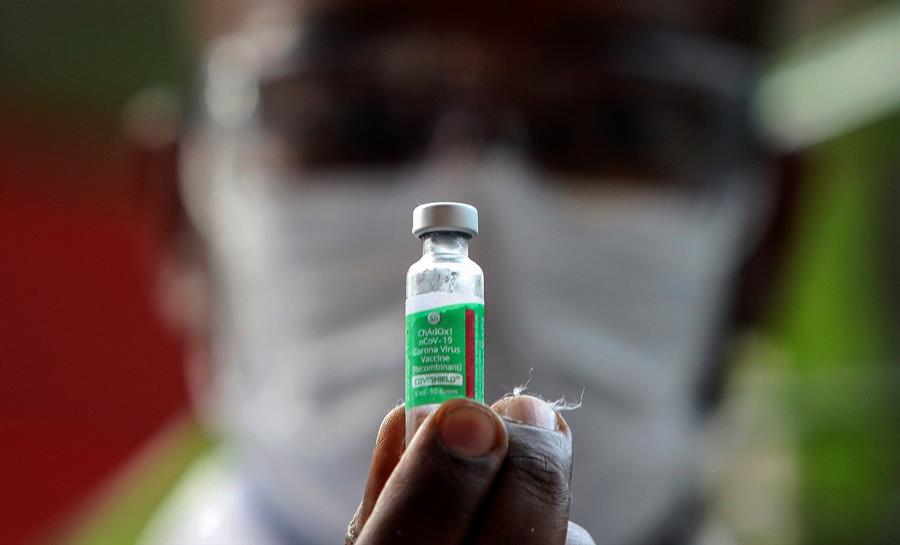 Governo diz que não se envolve em compras privadas de vacinas contra a Covid-19