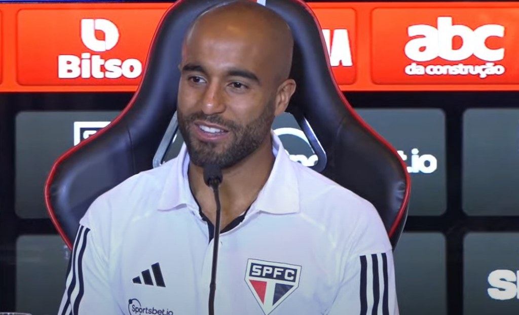 São Paulo anuncia renovação de Lucas Moura por mais três temporadas
