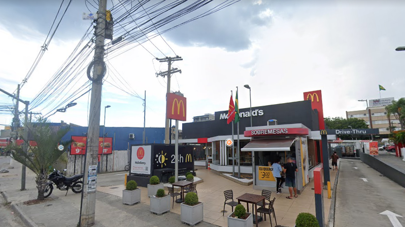 Quadro de saúde de funcionário do McDonald’s baleado é estável; autor do disparo se apresentou à polícia