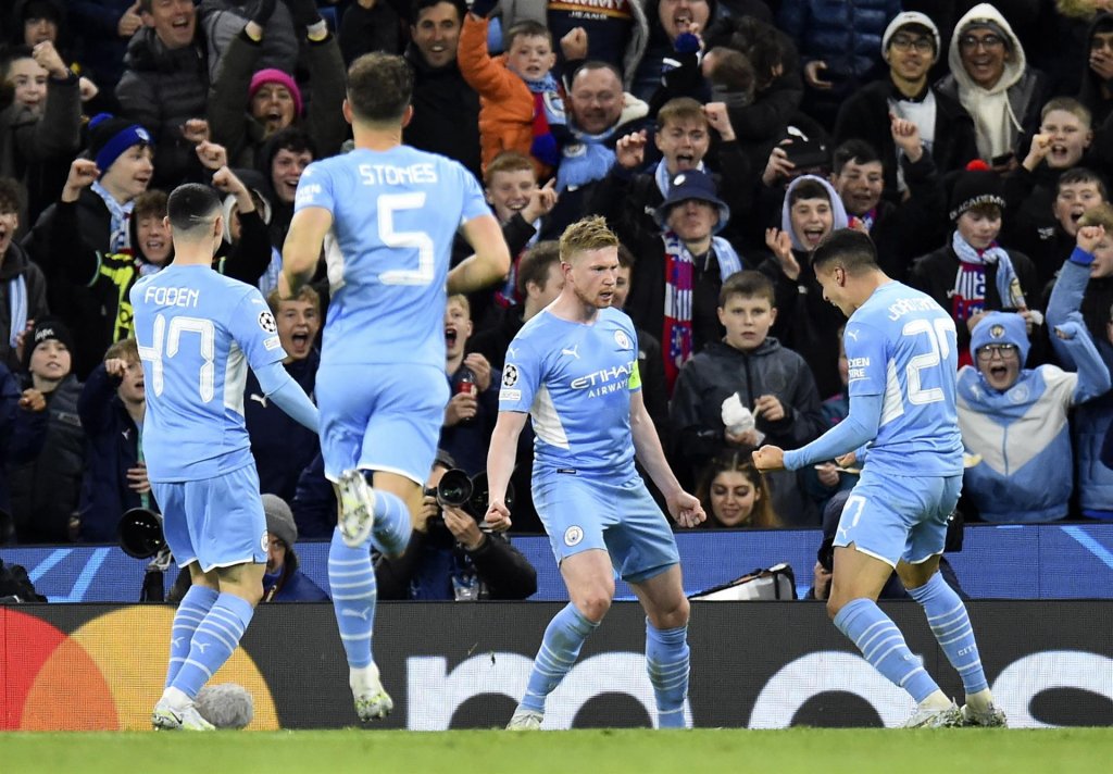 Manchester City fura retranca do Atlético de Madrid e vence com gol de Kevin De Bruyne