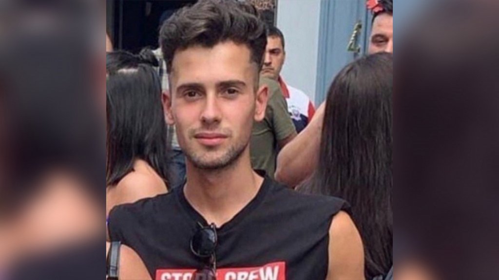 Jovem gay brasileiro é espancado até a morte na Espanha; crime causa comoção nacional