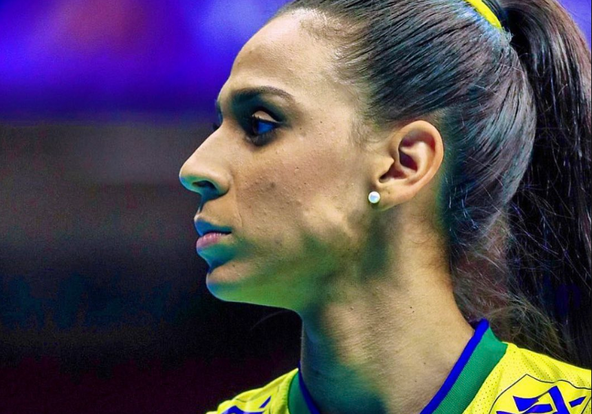 Paula Borgo, ex-jogadora da seleção brasileira de vôlei, morre aos 29 anos 
