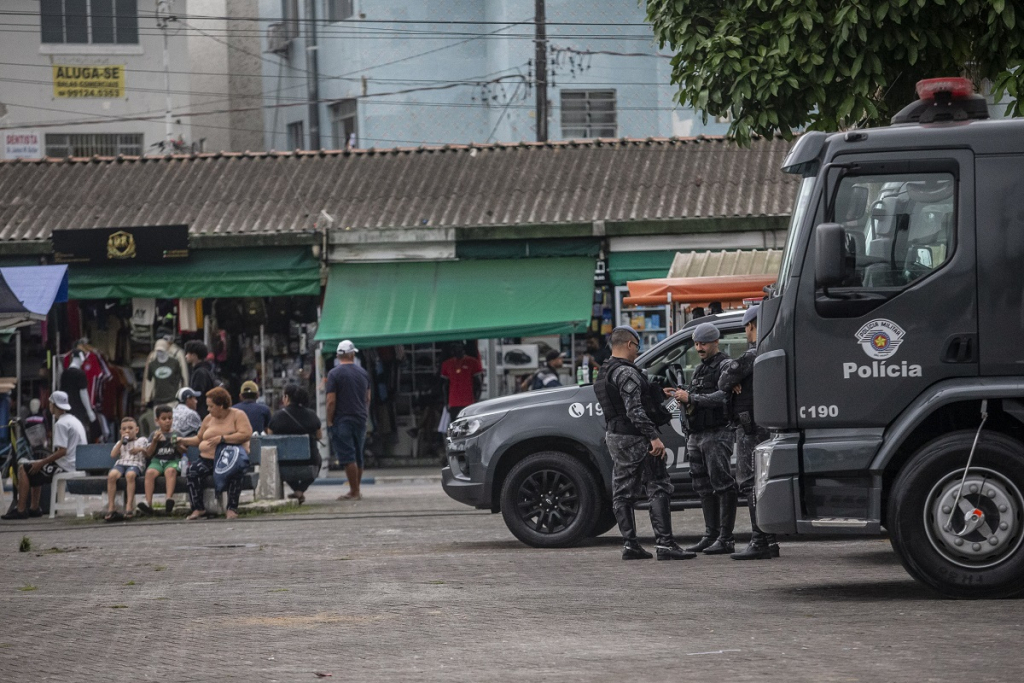 Sobe para 84 o número de presos durante operação da polícia na Baixada Santista