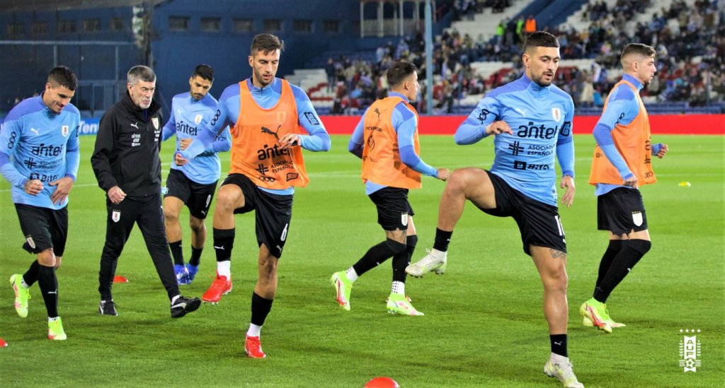 Seleção uruguaia confirma lesão de Arrascaeta em jogo das Eliminatórias