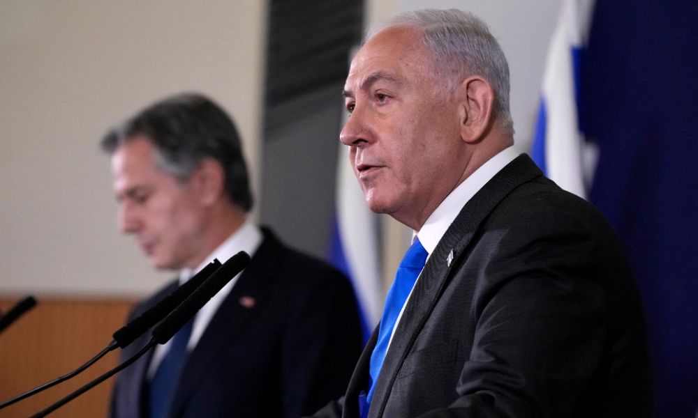 ‘Assim como o Estado Islâmico foi esmagado, o Hamas será esmagado’, diz Netanyahu em visita de Blinken a Israel
