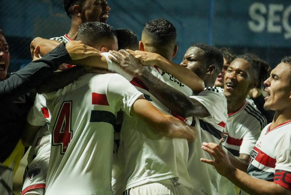 São Paulo vence Porto Velho por 3 a 0 em estreia na Copinha