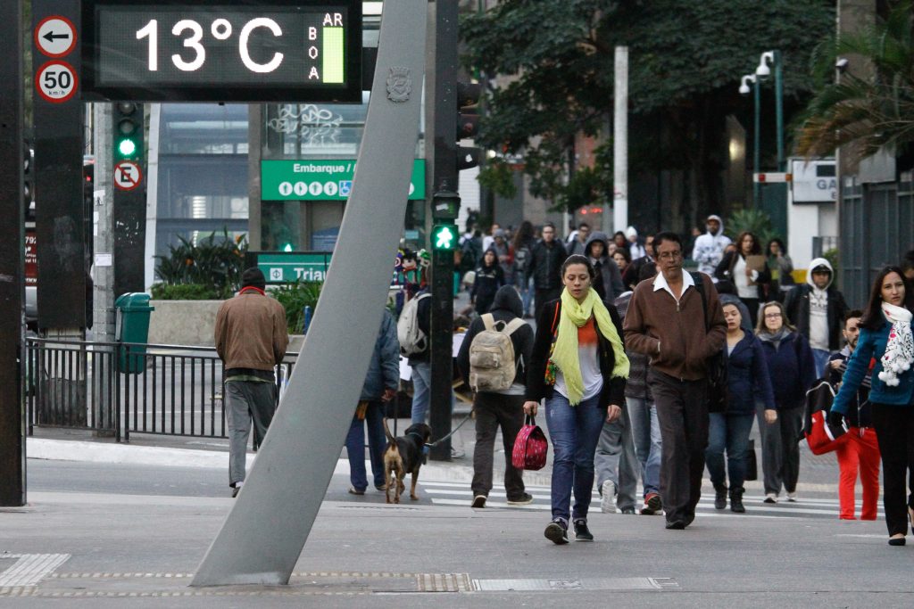 Está com frio? Confira a previsão e quando o calor deve voltar em São Paulo