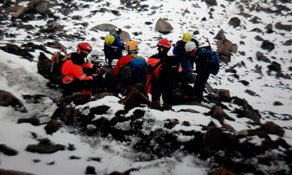 Avalanche na montanha mais alta do Equador deixa ao menos três mortos