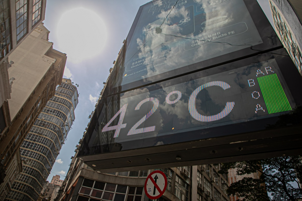 Brasil registra ano mais quente da história em 2023; temperatura global bate recorde