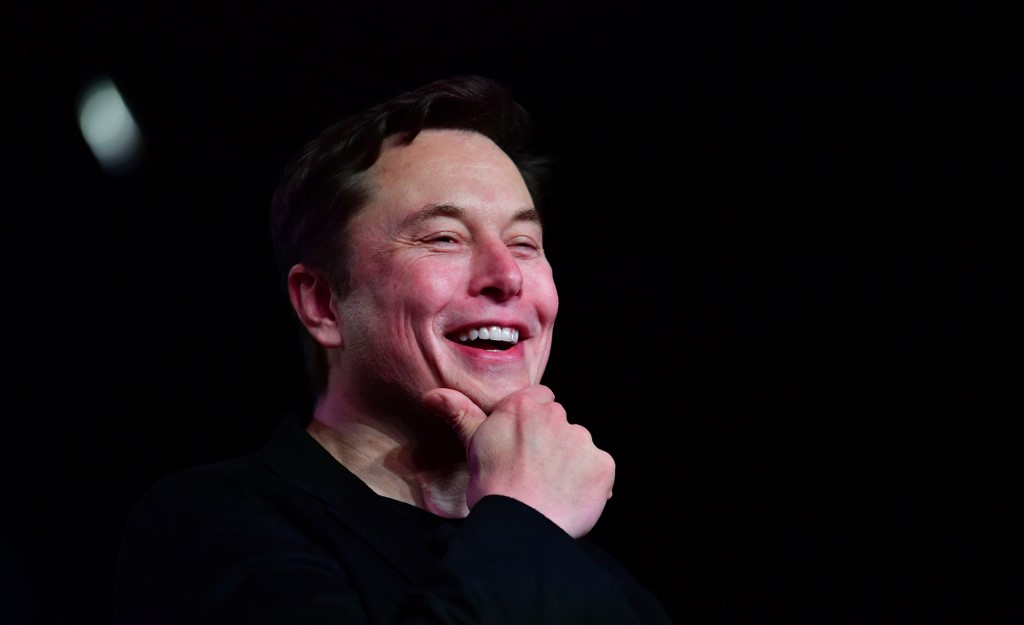 Elon Musk volta a ser o homem mais rico do mundo após cinco meses fora da liderança