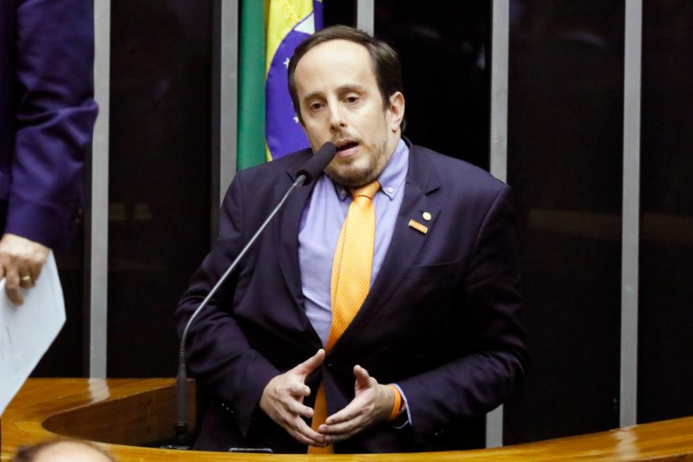 Volta da esquerda representará fome e criminalidade, critica deputado após declarar apoio a Bolsonaro
