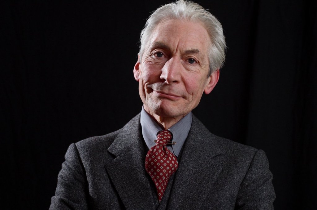 Baterista dos Rolling Stones, Charlie Watts, morre aos 80 anos