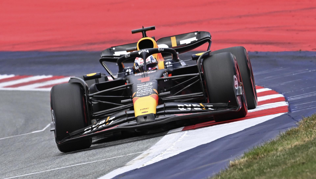 Verstappen brilha em treino no GP da Áustria e fatura 4ª pole consecutiva na Fórmula 1