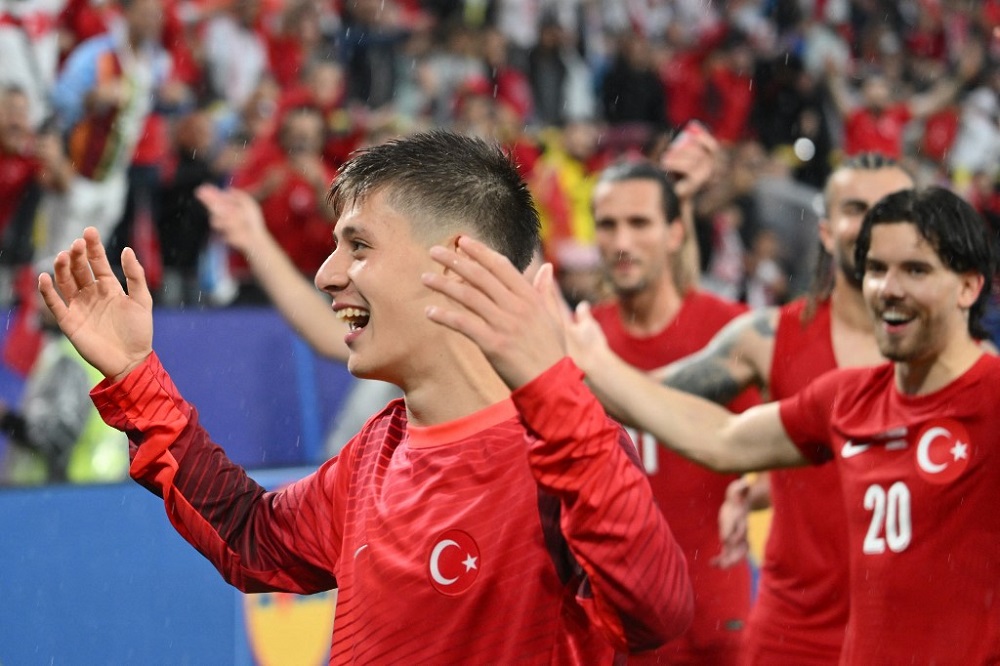 Turquia vence Geórgia na primeira rodada do grupo F da Euro 2024 com golaço de Arda Güler 