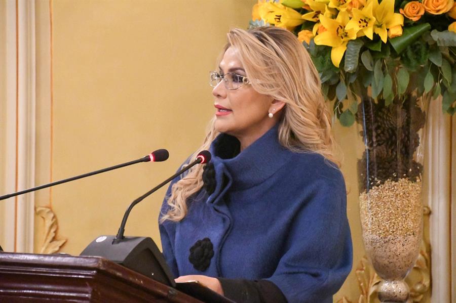 Ministério Público da Bolívia pede mais 6 meses de prisão preventiva para Jeanine Áñez