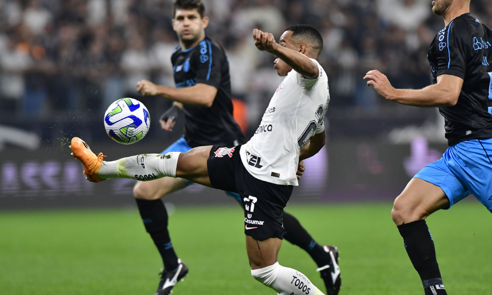 Corinthians fica desfalcado após lesão de Diego Palacios