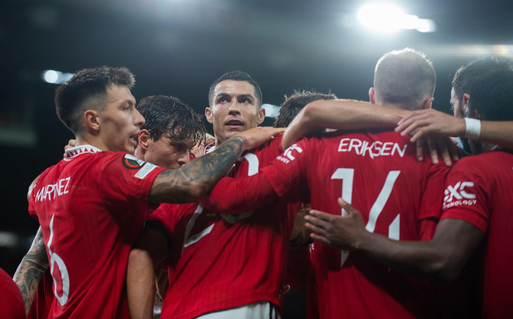 Após afastamento, Cristiano Ronaldo marca em vitória do Manchester United na Liga Europa