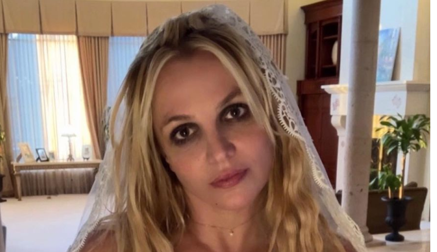 Britney Spears se revolta após divulgarem suposto plano da família contra ela: ‘Me dá nojo’