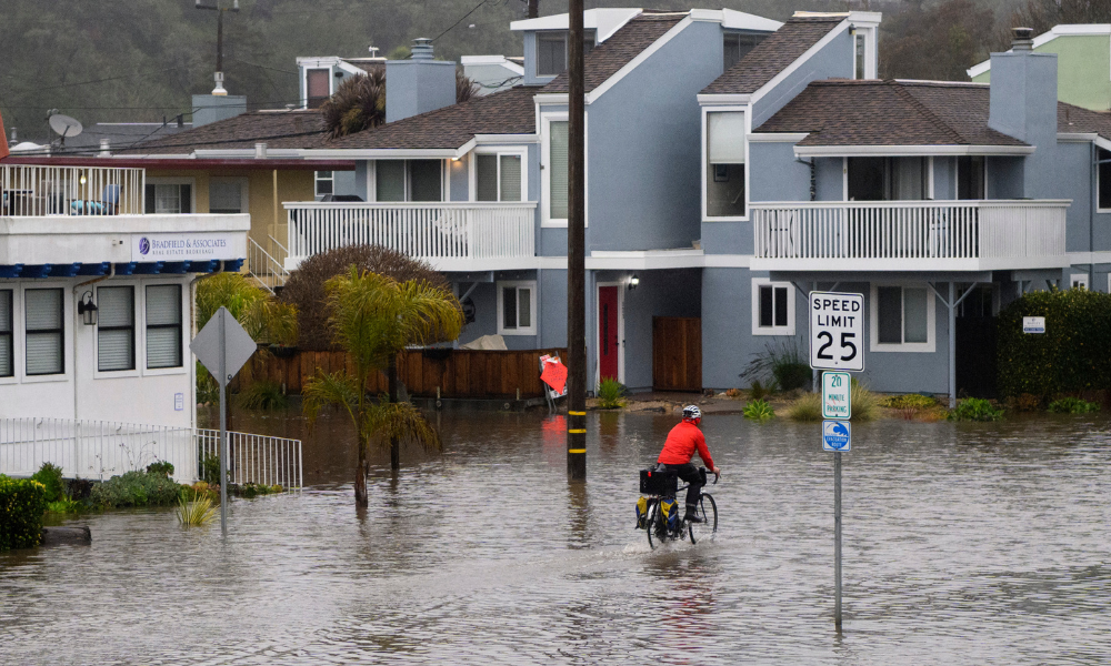 Biden declara situação de catástrofe na Califórnia após tempestades