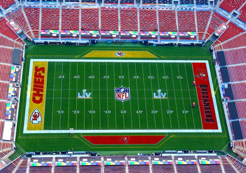 NFL libera 25 mil pessoas em estádio para assistir ao Super Bowl LV na Flórida