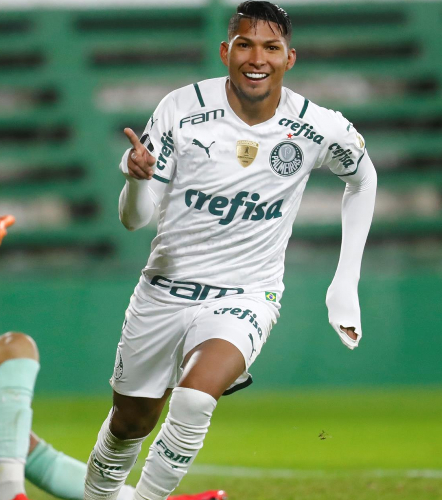Com dois de Rony, Palmeiras vence o Defensa y Justicia por 2 a 1 na Libertadores