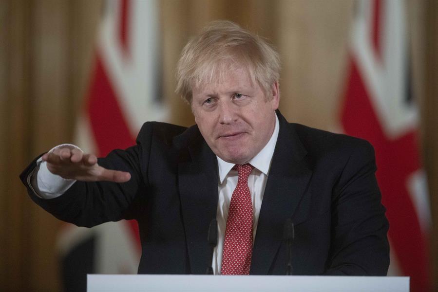 Boris Johnson é acusado de dar festa durante o lockdown no Reino Unido