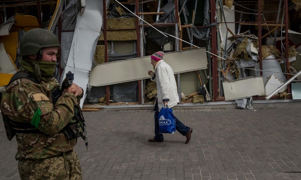 Ucrânia e Rússia entram em acordo para retirar de civis de Mariupol