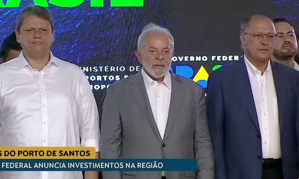 Lula diz que PAC é resultado da ‘maturidade política e construção coletiva’ com governadores
