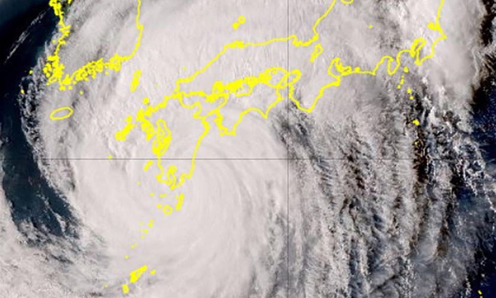 Tufão Nanmadol deixa dois mortos e mais de 80 feridos no Japão