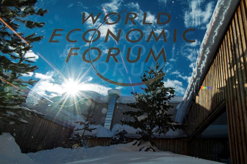 Fórum Econômico de Davos é adiado para agosto por causa da Covid-19