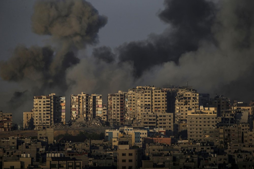 Irã ameaça intervir na guerra caso Israel mantenha operação militar de entrada na Faixa de Gaza
