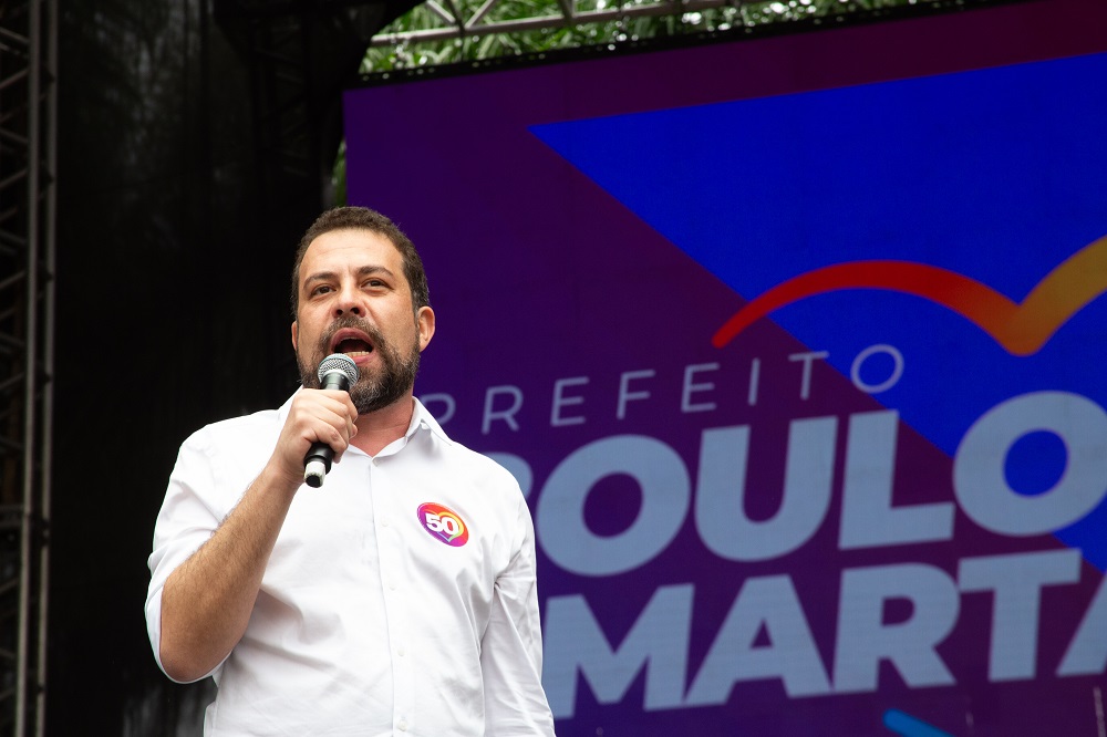 Boulos promete isentar de impostos empresários que forem para a zona leste de São Paulo