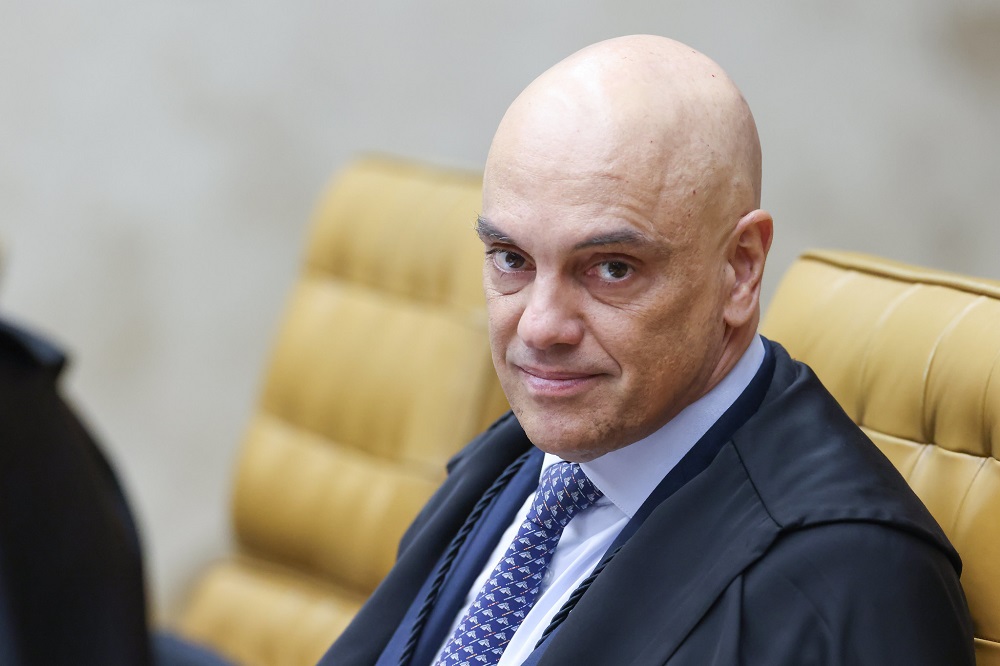 Alexandre de Moraes retira sigilo do inquérito sobre suposto golpe de Estado e envia à PGR 