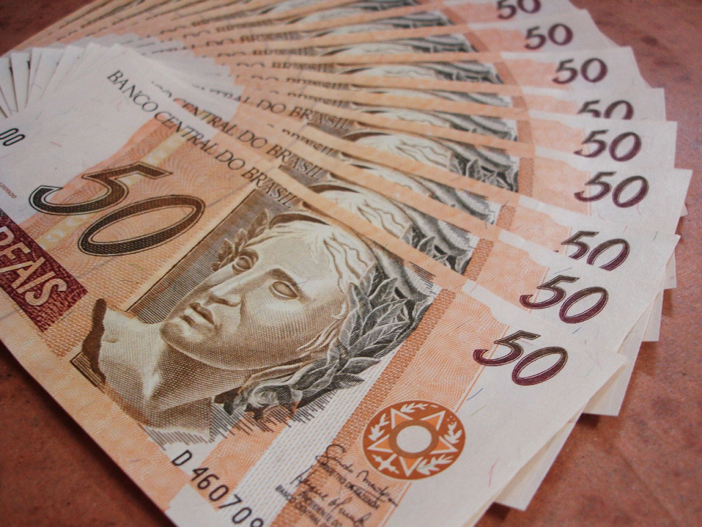 Tesouro paga R$ 703,49 milhões a Estados em dívidas garantidas pela União