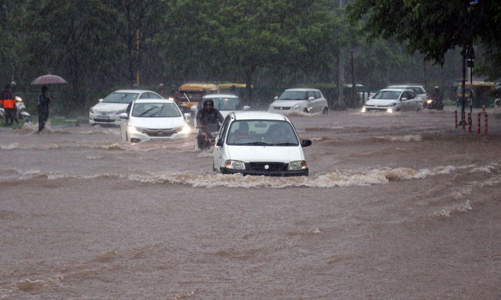 Chuvas incessantes na Índia deixam ao menos 14 pessoas mortas e país sob alerta