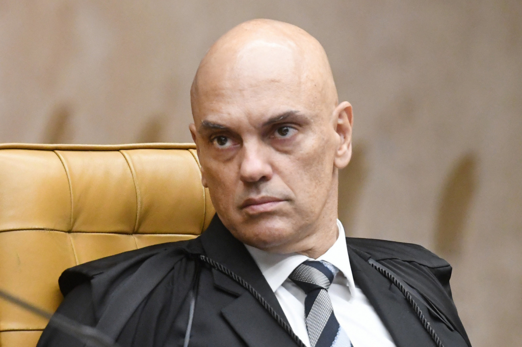 Alexandre de Moraes rebate falas de Gleisi Hoffmann contra Justiça Eleitoral: ‘Agressões infundadas’