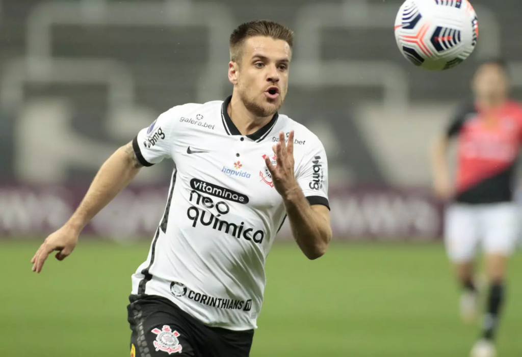 Exclusivo: Ramiro encaminha acerto para trocar o Corinthians pelo Santos