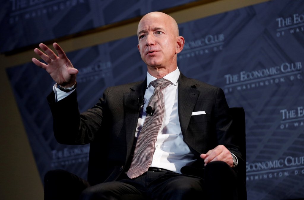 Jeff Bezos deixará cargo de presidente da Amazon