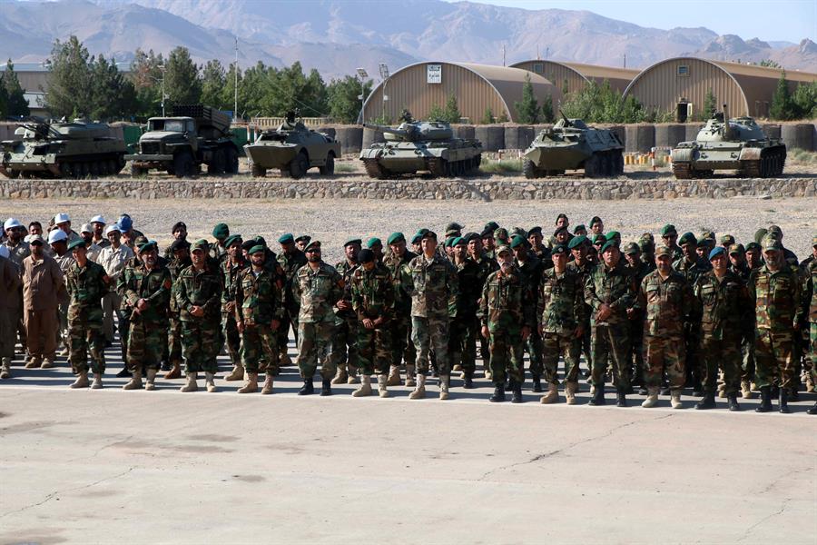 EUA retiram tropas de base aérea e se aproximam da saída total do Afeganistão