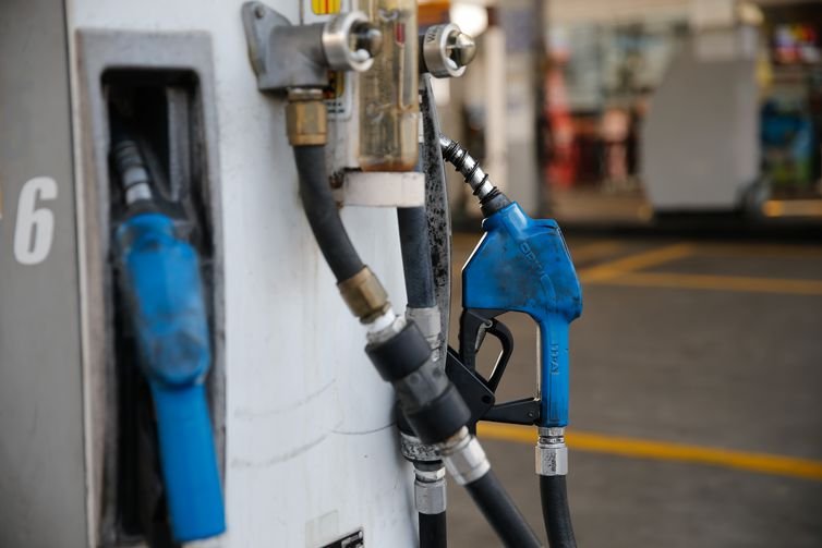 Petrobras aumenta preços de gasolina e diesel a partir desta terça