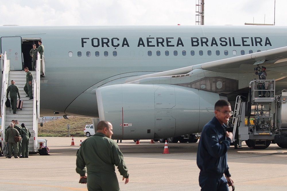 Décimo voo da ‘Operação Raízes’ com repatriados brasileiros decola do Líbano 