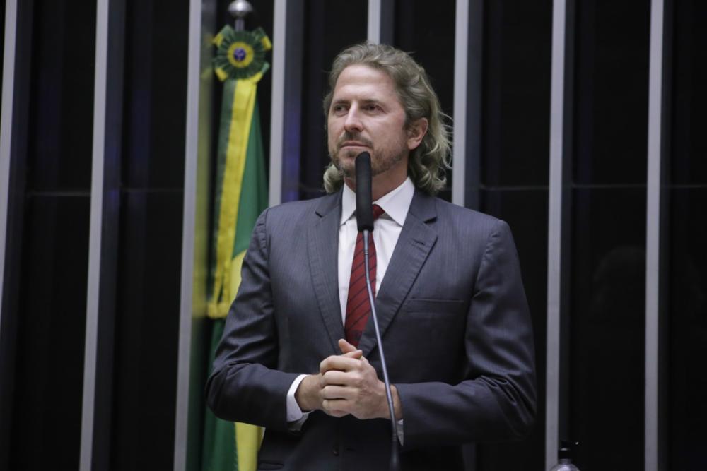 Filho de José Dirceu, condenado na Lava Jato e no Mensalão, vai liderar bancada do PT na Câmara