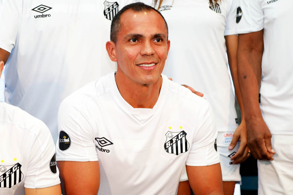 Ídolo do Santos, Giovanni será auxiliar de Marcelo Fernandes em partida contra o Atlético-GO 