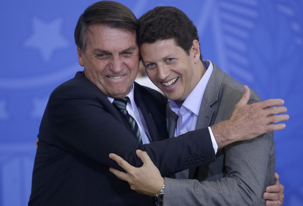 Bolsonaro se afasta de Ricardo Nunes e indica apoio a Ricardo Salles nas eleições municipais de São Paulo